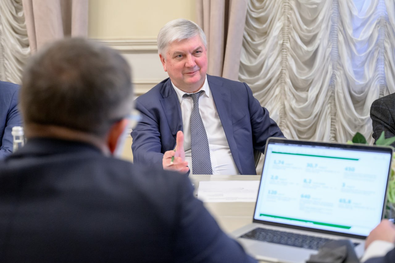 Сбер и правительство Воронежской области обсудили реализацию совместных проектов по цифровизации