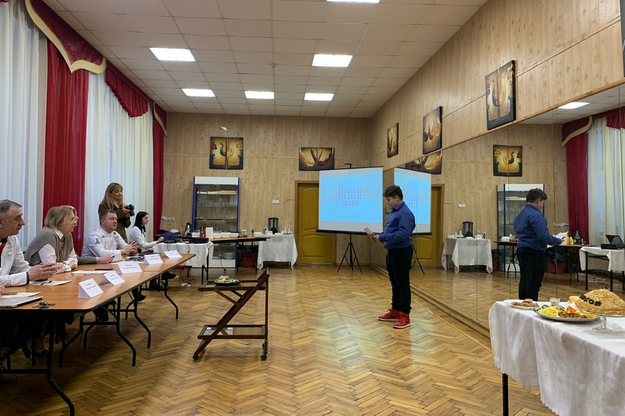 Воронежские шеф-повара решают проблемы с кадрами за счет конкурса для школьников