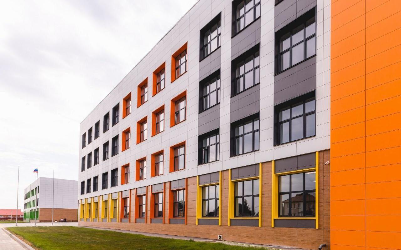 В Липецке открылись обновленные школы и образовательный кластер