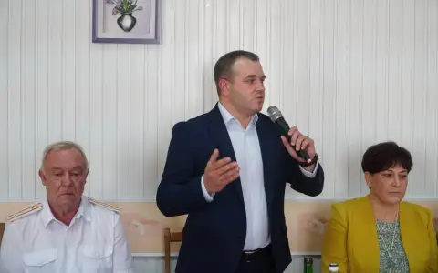 И.о. главы Россошанского района утвердится в должности? И.о. главы Россошанского района утвердится в должности?