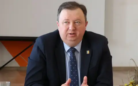 Роман Береснев займет пост префекта Россошанского района Воронежской области? Роман Береснев займет пост префекта Россошанского района Воронежской области?