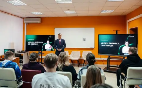 Липецкого руководителя Сбера поставили под замену из-за недовольства местных элит Липецкого руководителя Сбера поставили под замену из-за недовольства местных элит