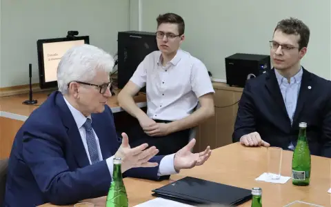 Директор Нововоронежской АЭС ответил на вопросы первокурсников Директор Нововоронежской АЭС ответил на вопросы первокурсников