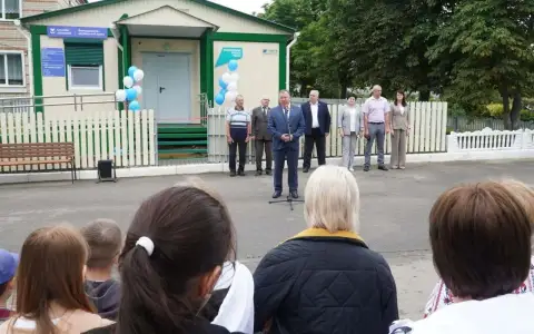 В Россошанском районе открыли фельдшерско-акушерский пункт В Россошанском районе открыли фельдшерско-акушерский пункт