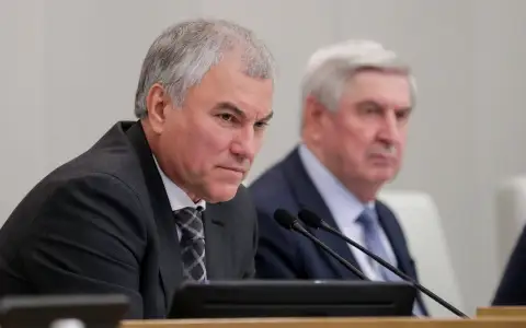 Вячеслав Володин: c 1 января 2024 года страховые пенсии по старости вырастут на 7,5%