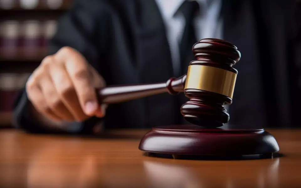 Самарский суд узаконил «микродолю»: «Газавиа» проиграла спор за контроль над авиационным предприятием