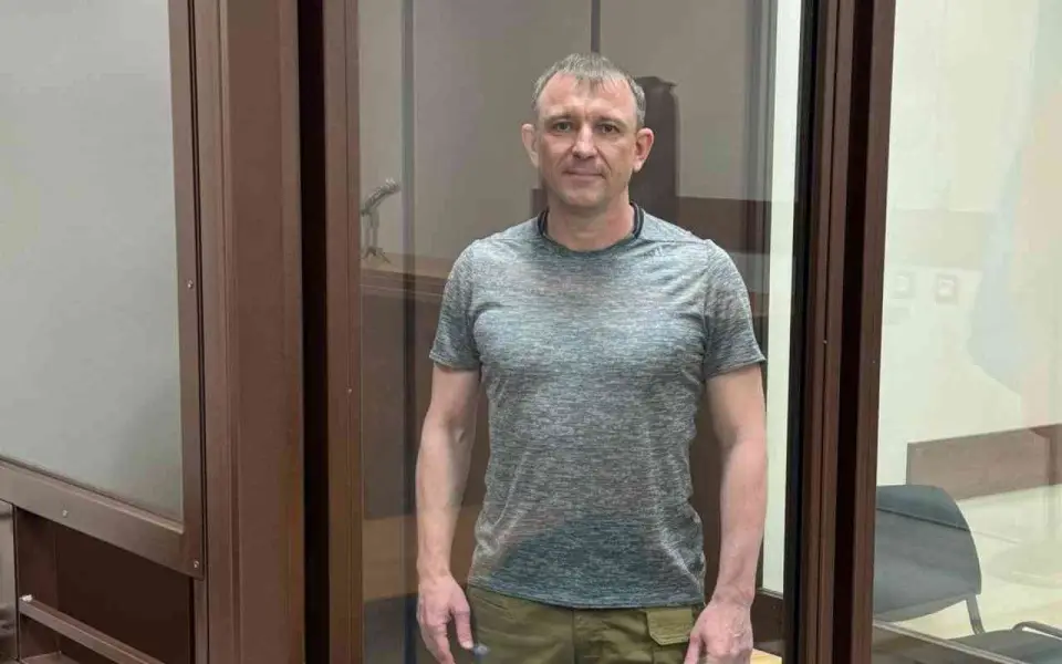 Тамбовским судом генерал-майор Иван Попов приговорен к пяти годам колонии за мошенничество Тамбовским судом генерал-майор Иван Попов приговорен к пяти годам колонии за мошенничество
