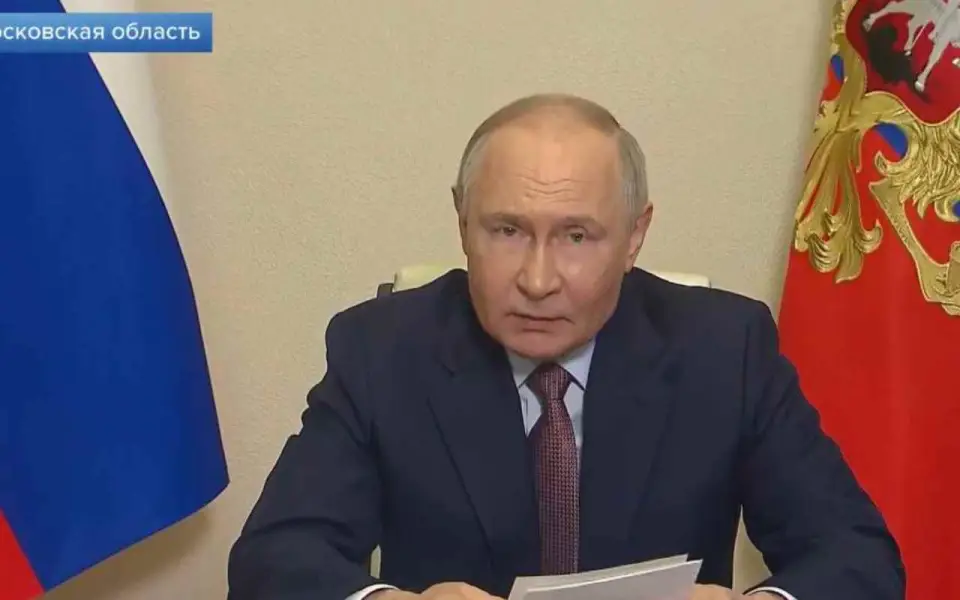 Владимир Путин призвал замедлить рост цен в России