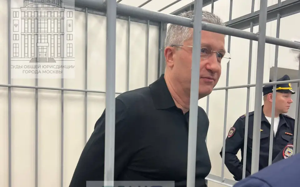 Суд частично обратил в доход государства имущество экс-замглавы Минобороны РФ Иванова на сумму более 1,2 млрд рублей Суд частично обратил в доход государства имущество экс-замглавы Минобороны РФ Иванова на сумму более 1,2 млрд рублей