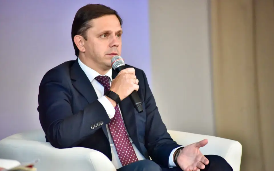 Губернатор Орловской области Андрей Клычков: «Орловщина держит уверенный курс на развитие» Губернатор Орловской области Андрей Клычков: «Орловщина держит уверенный курс на развитие»