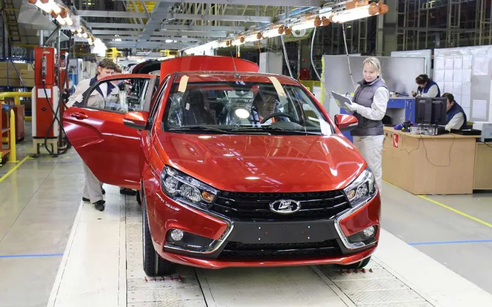 Lada снова покоряет Латинскую Америку: «АвтоВАЗ» собирается в Венесуэлу Lada снова покоряет Латинскую Америку: «АвтоВАЗ» собирается в Венесуэлу