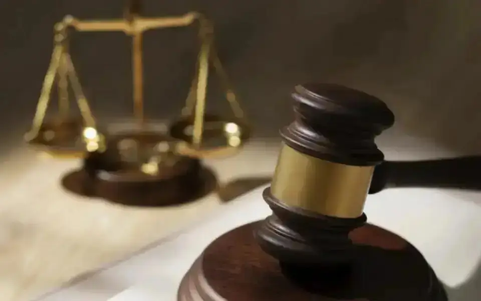 Курский  суд рассмотрит дела экс-губернатора Смирнова и его зама Дедова по обвинению во взятках