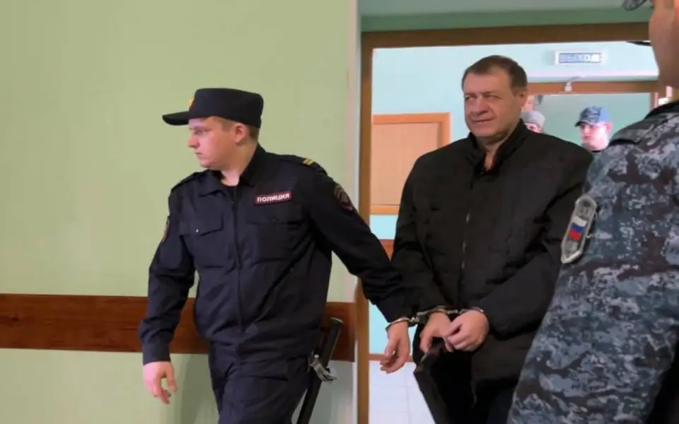 Экс-замгубернатора Курской области Дедов признал вину в деле о хищении 152 млн рублей на фортификациях