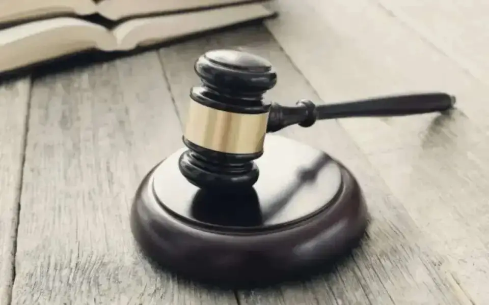 Суд взыскал с Красногорского завода им. Зверева почти 98 млн рублей в пользу воронежского «РИФ»