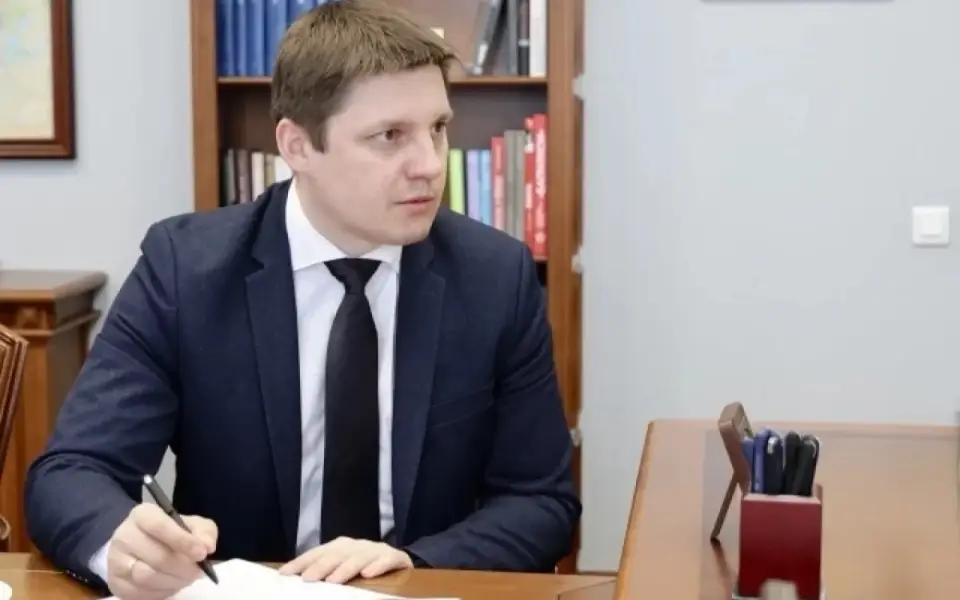 Бывшего белгородского топ-менеджера группы «Эфко» и экс-главу НОЦ «Бирюч» Козаренко арестовали по делу о мошенничестве Бывшего белгородского топ-менеджера группы «Эфко» и экс-главу НОЦ «Бирюч» Козаренко арестовали по делу о мошенничестве