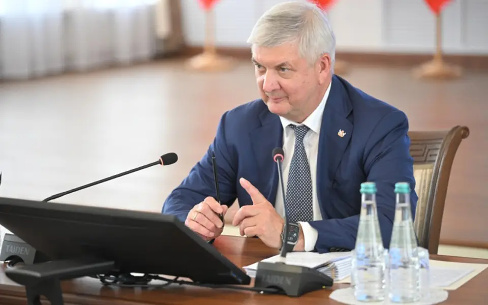 Развитие районов Воронежской области должно строиться на сильной местной экономике, а не только на дотациях — губернатор Развитие районов Воронежской области должно строиться на сильной местной экономике, а не только на дотациях — губернатор