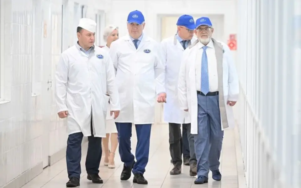 Губернатор Александр Гусев назвал «Молвест» примером технологического лидерства и ответственного бизнеса Губернатор Александр Гусев назвал «Молвест» примером технологического лидерства и ответственного бизнеса