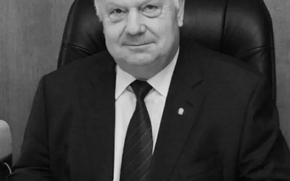 Умер глава Колпнянского района Орловской области Виктор Громов Умер глава Колпнянского района Орловской области Виктор Громов