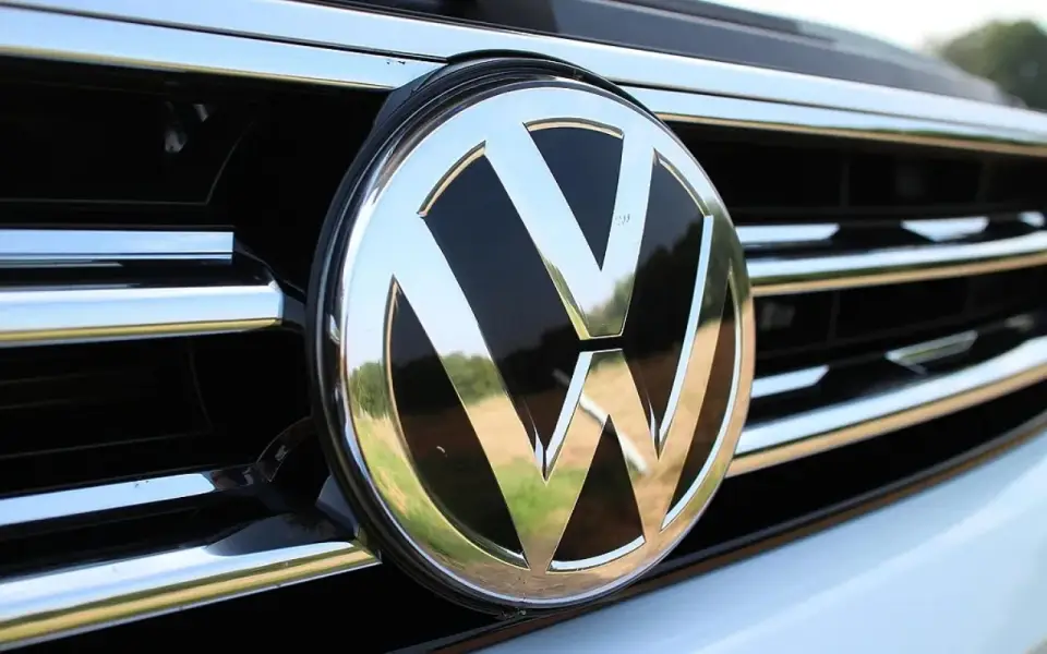 Volkswagen сократит еще 50 тыс. сотрудников и вдвое уменьшит модельный ряд