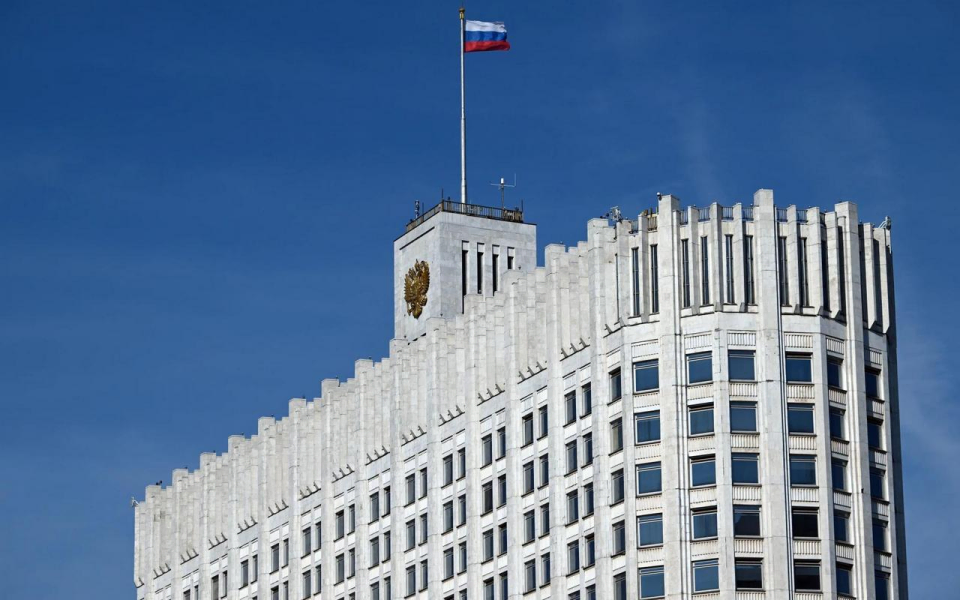 Правительство заложило в бюджет на 2027 год доходы в 43,3 трлн рублей Правительство заложило в бюджет на 2027 год доходы в 43,3 трлн рублей