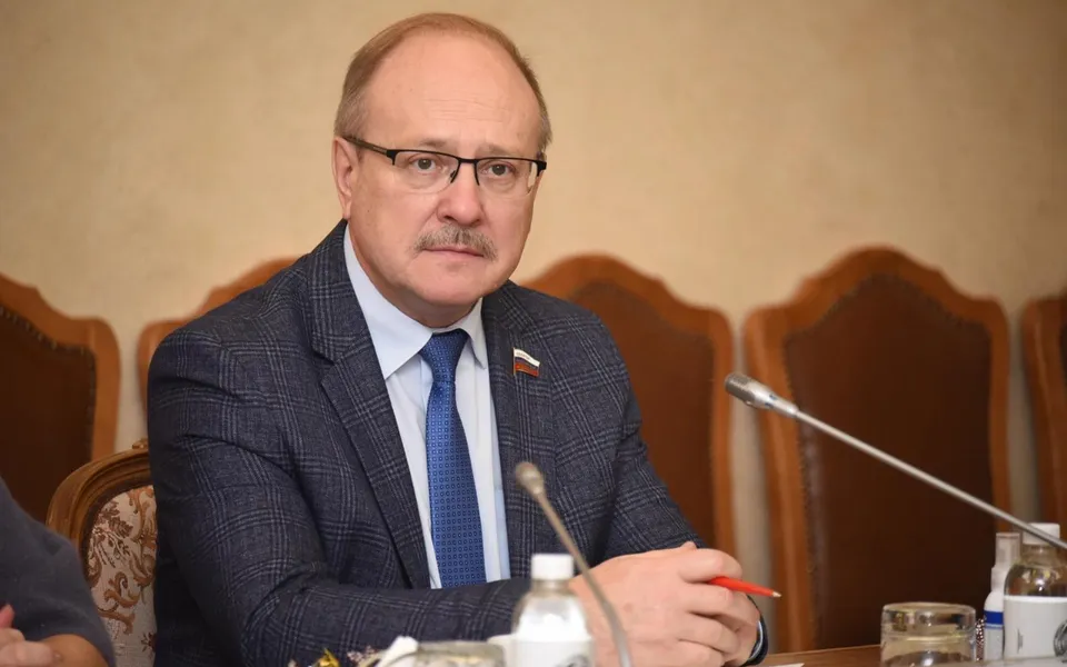 Василий Иконников в третий раз стал сенатором от Орловской области