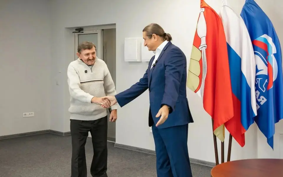 24 года без паспорта и прав. Как Сергей Чижов добился гражданства для воронежца